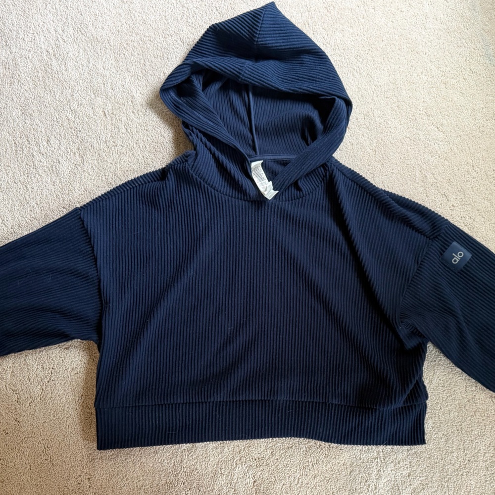 ALO Yoga Muse Hoodie in Navy Blue